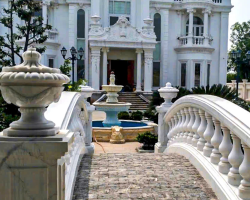 NHÀ ANH LONG - TIỆM VÀNG MỸ NGỌC 