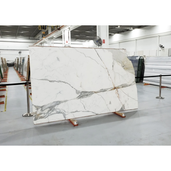 Calacatta Gold (Honed) Honed Marble