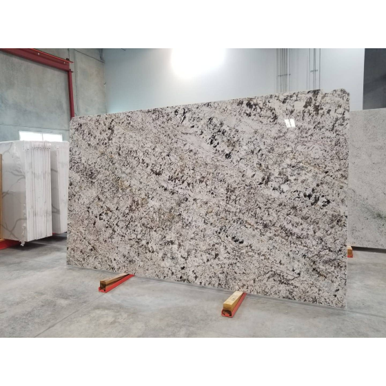 DELICATUS WHITE POLISHED GRANITE 