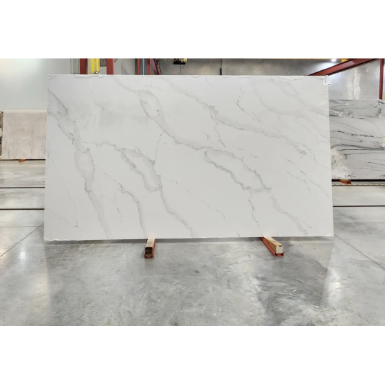 CALACATTA TIVOLI SUPER JUMBO POLISHED QUARTZ 