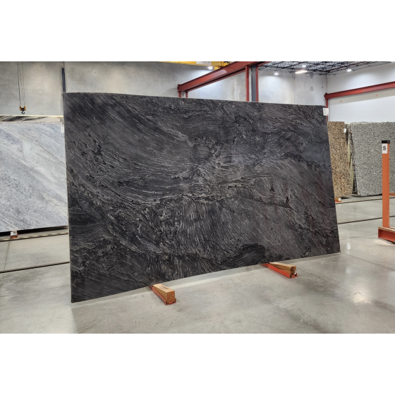 ADAMANTIUM POLISHED QUARTZITE 