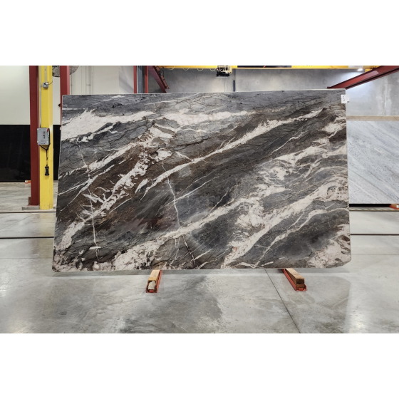 ADAGIO CRYSTAL POLISHED QUARTZITE 