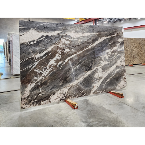 ADAGIO CRYSTAL POLISHED QUARTZITE 