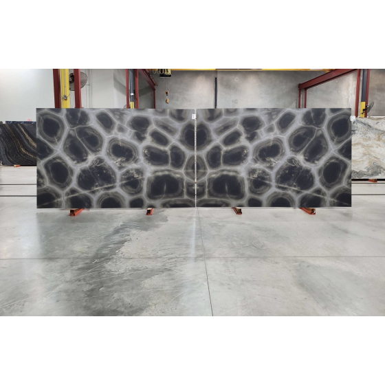 TORTUGA (LEATHERED) LEATHERED QUARTZITE 