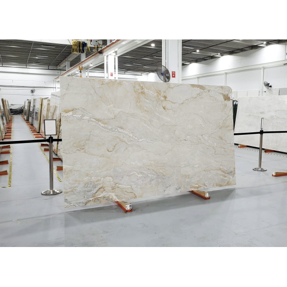 DOLCE VITA POLISHED QUARTZITE 