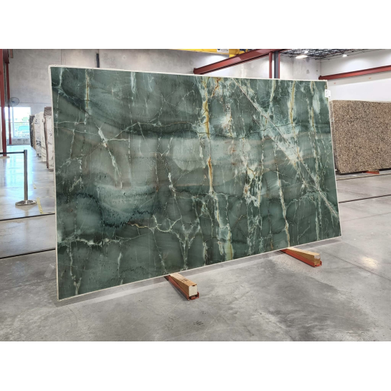 AALBORG POLISHED QUARTZITE 