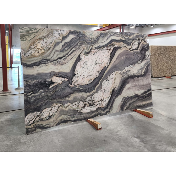 ABRUZZO CRYSTAL POLISHED QUARTZITE 