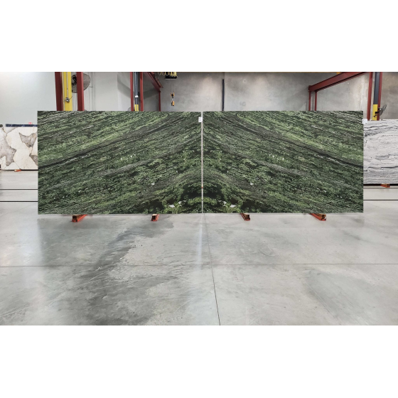 EMERAUDE POLISHED QUARTZITE 