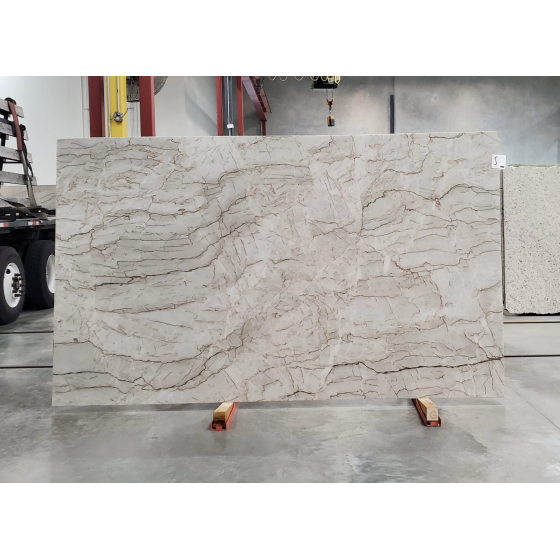 TAHITÍ POLISHED QUARTZITE 