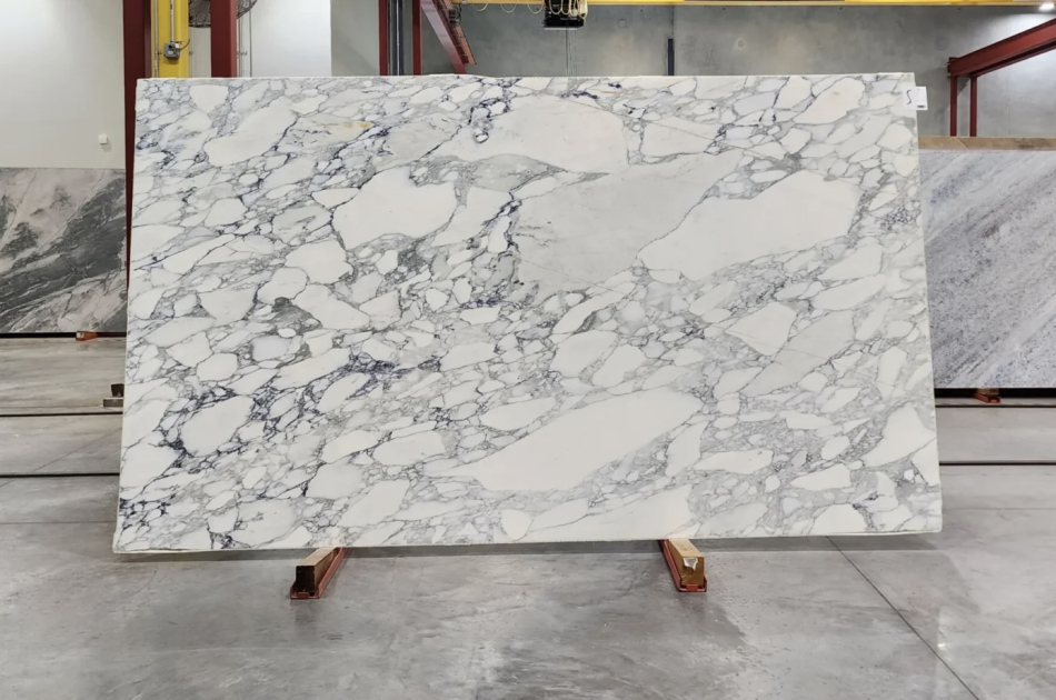 SÀN ĐÁ TỰ NHIÊN HOA VĂN MARBLE