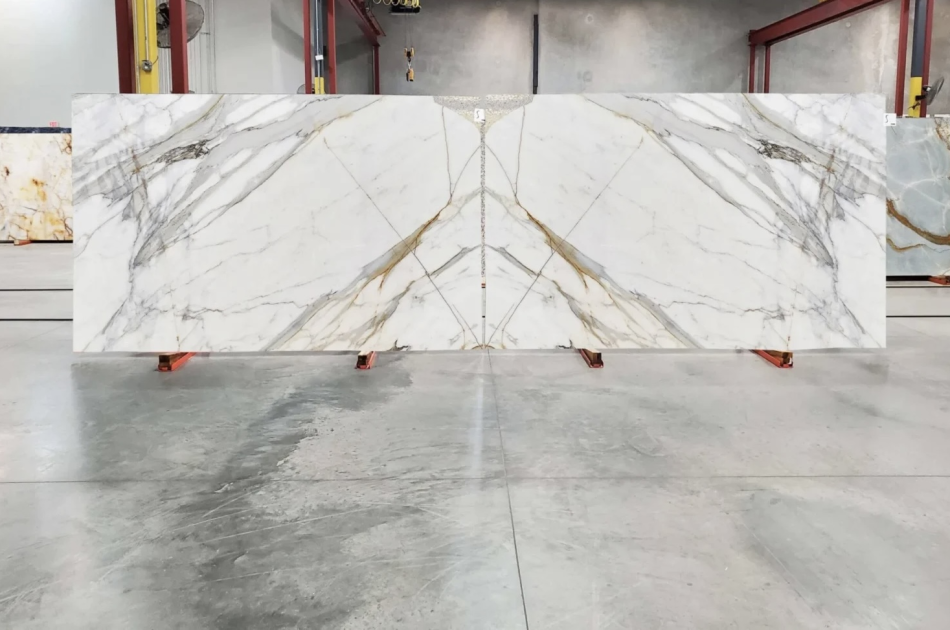 Calacatta Borghini Gold Extra Marble