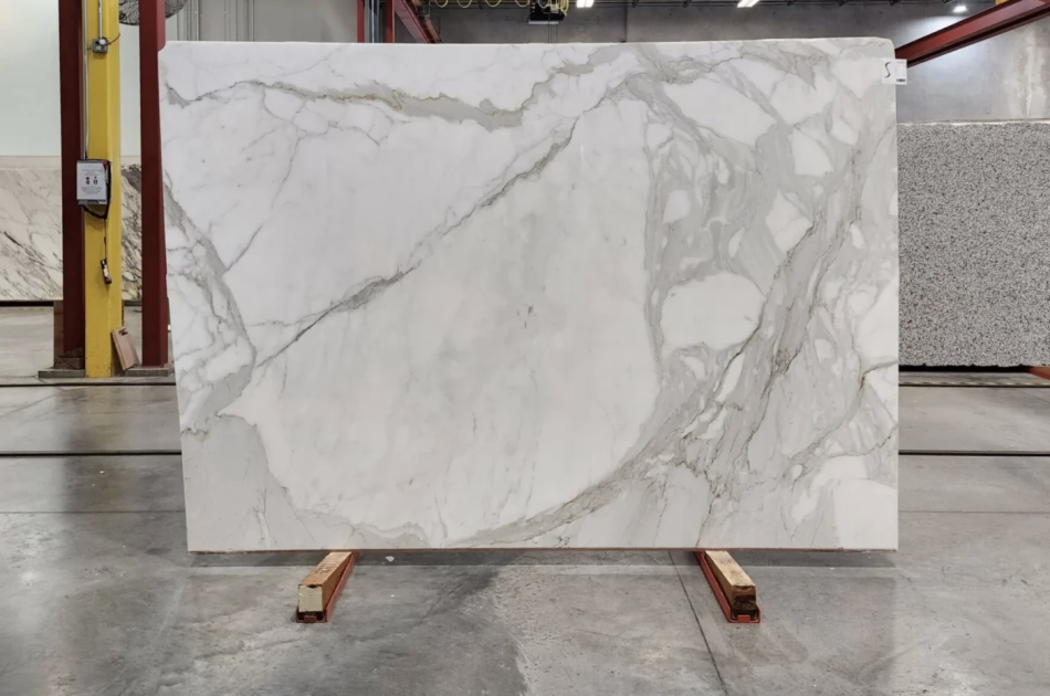  CALACATTA GOLD EXTRA MARBLE