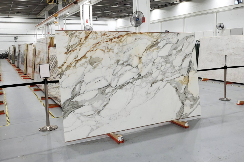 Calacatta Gold Polished Marble