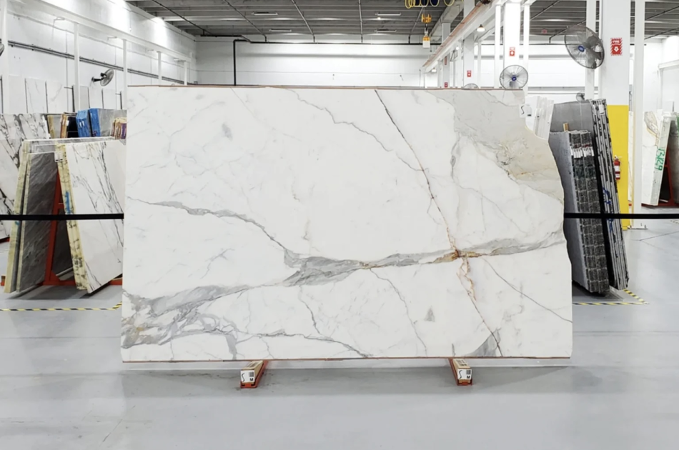 Calacatta Gold (Honed) Honed Marble
