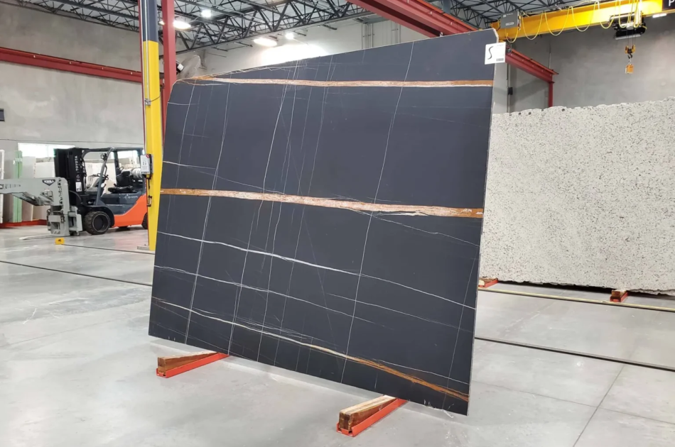 Sahara Noir (Honed) Marble