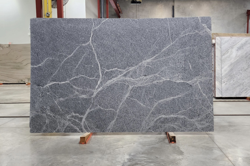 SILVER DRIFT HONED LEATHERED GRANITE