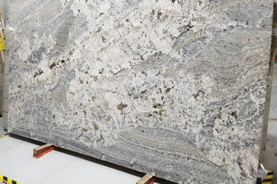 MONT BLUE POLISHED GRANITE 