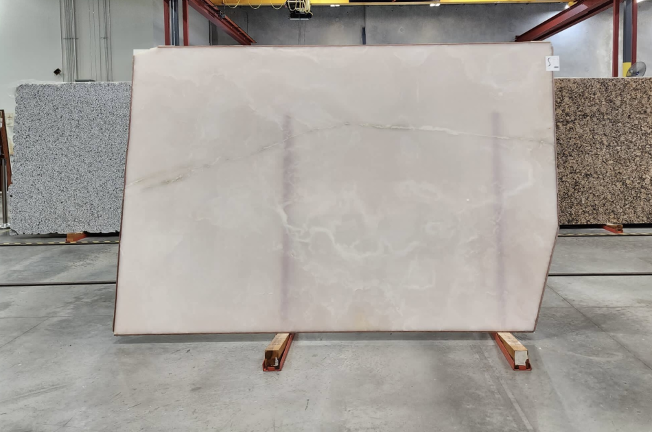  WHITE ONYX 