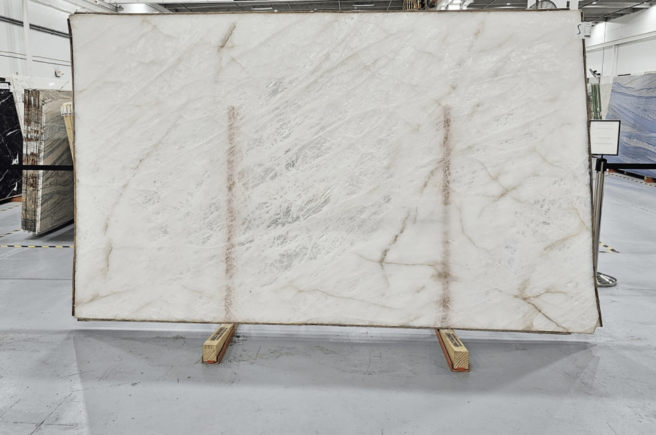 CRISTALLO PRIME POLISHED QUARTZITE 
