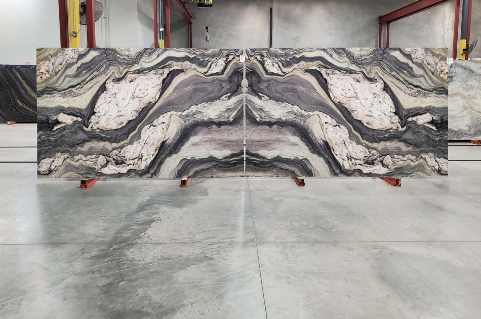 ABRUZZO CRYSTAL POLISHED QUARTZITE 