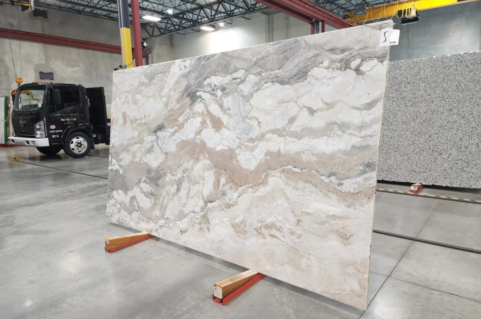 DOLCE AUSTRALE POLISHED QUARTZITE 