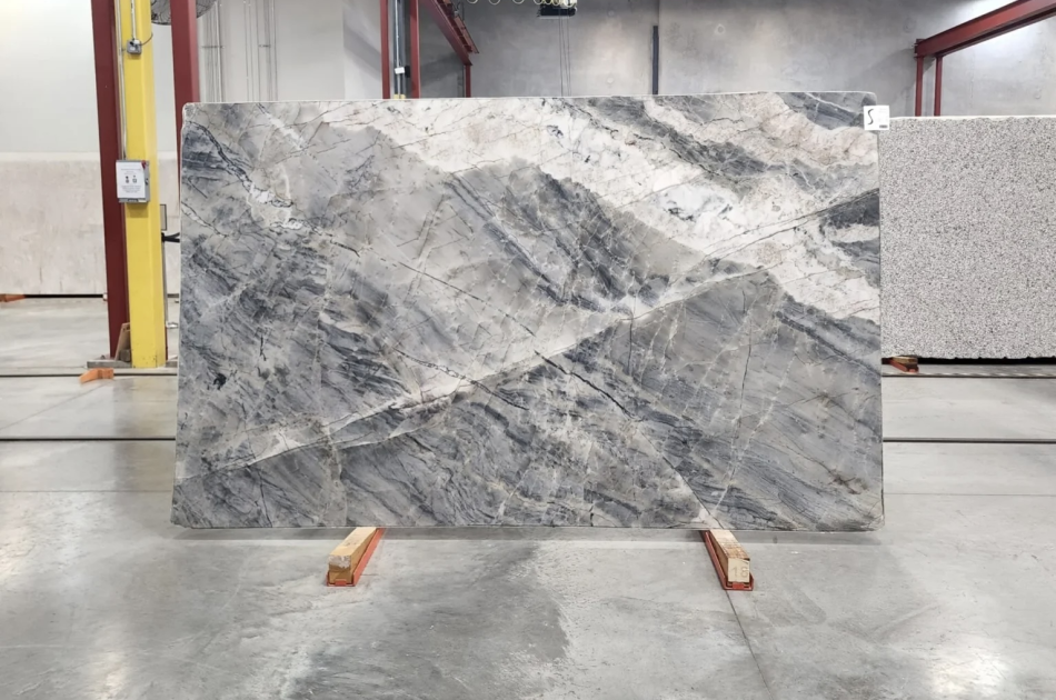 AZZURRO POLISHED QUARTZITE 