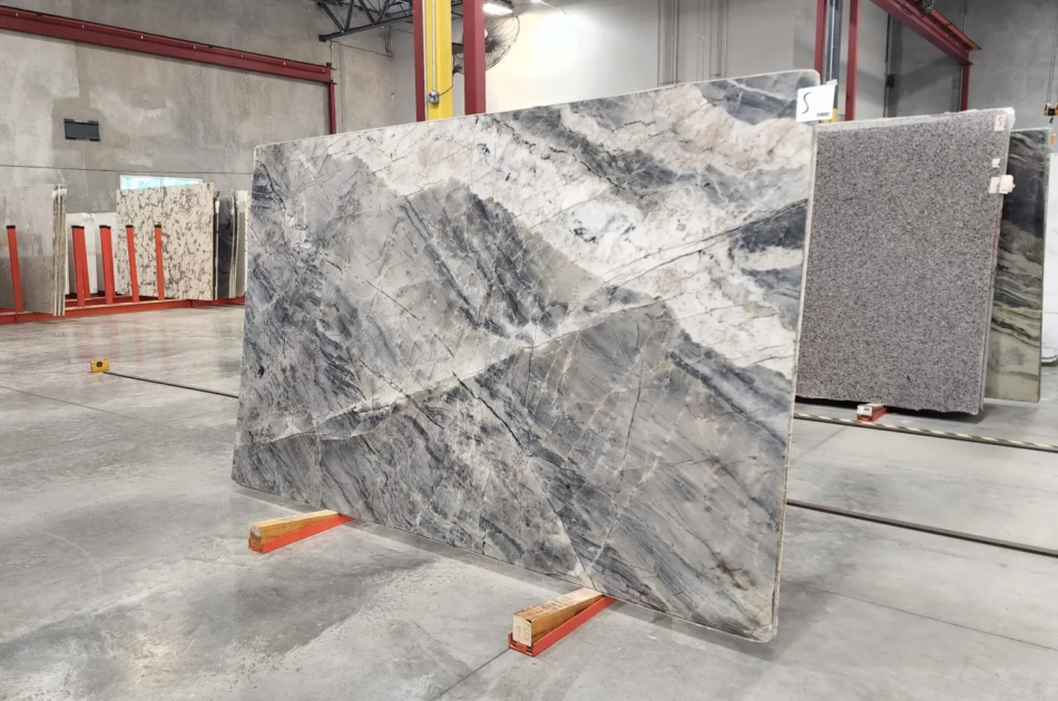 AZZURRO POLISHED QUARTZITE 