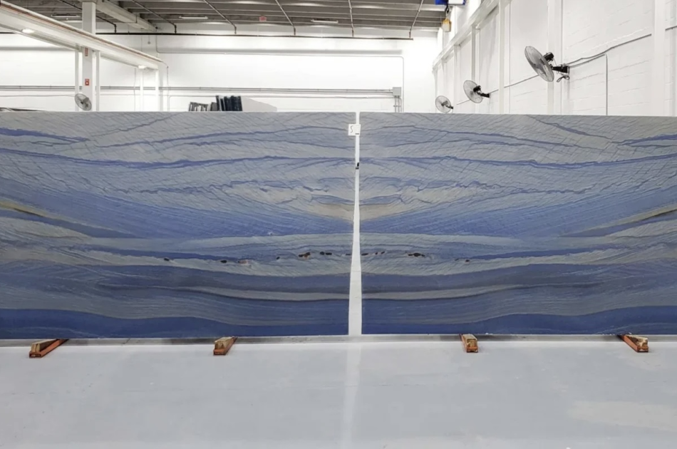 ROYAL BLUE MACAUBAS POLISHED QUARTZITE 