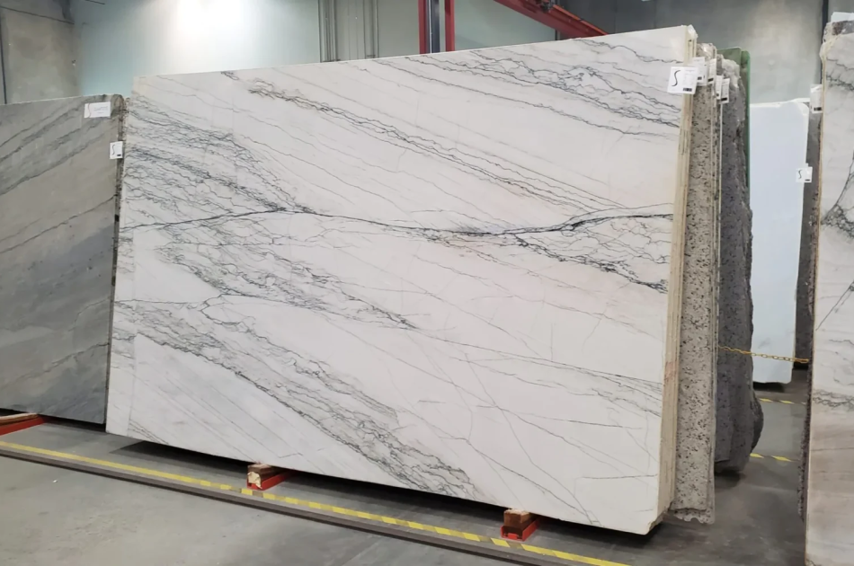 ELYSIAN POLISHED QUARTZITE 