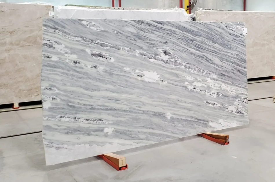 PYTHON POLISHED QUARTZITE 