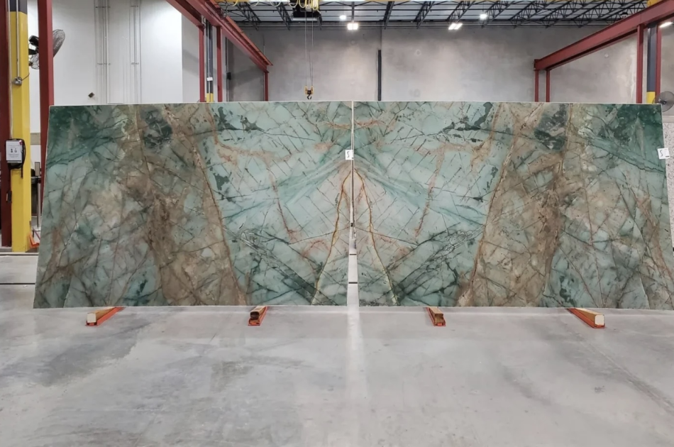 BRAZILIAN AMAZON QUARTZITE 