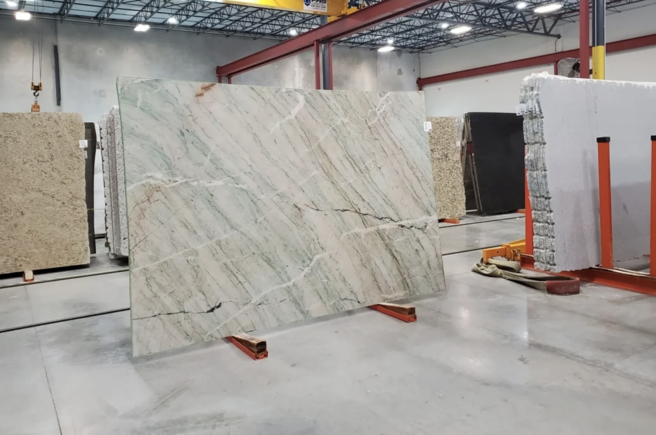 ALEXANDRITA POLISHED QUARTZITE 
