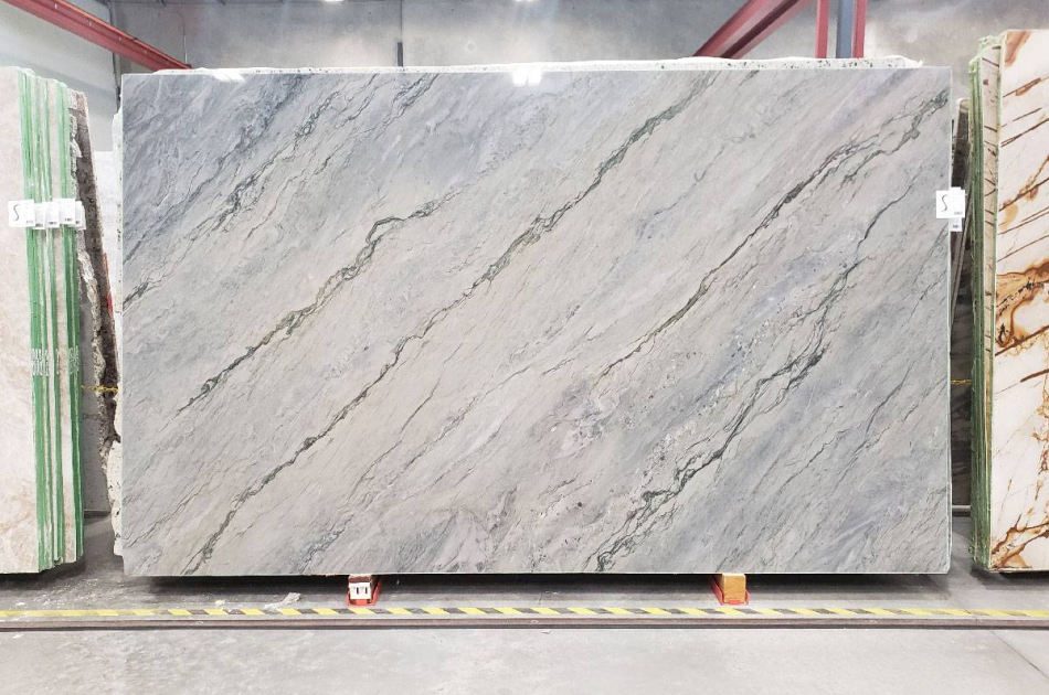 ECLIPSE POLISHED QUARTZITE 