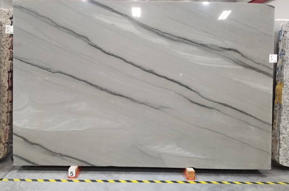 SILVER WAVES POLISHED QUARTZITE 