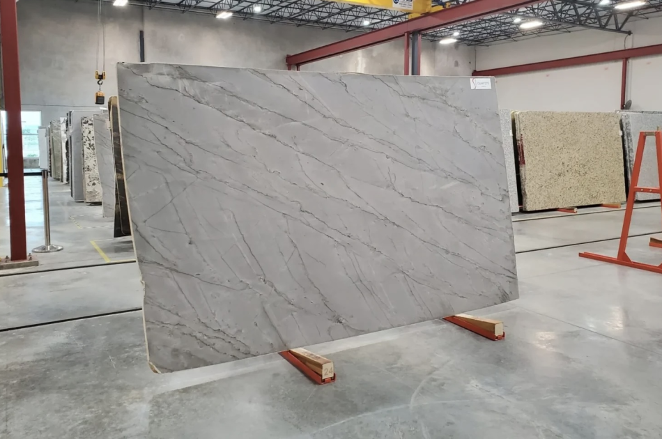 MANHATTAN POLISHED QUARTZITE 