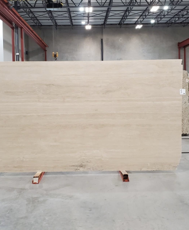 ROMANO CLÁSICO HONED TRAVERTINE 