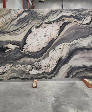 ABRUZZO CRYSTAL POLISHED QUARTZITE 
