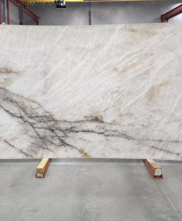 CRISTALLO POLISHED QUARTZITE 