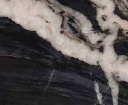 CRISTALLO NOIR POLISHED QUARTZITE 
